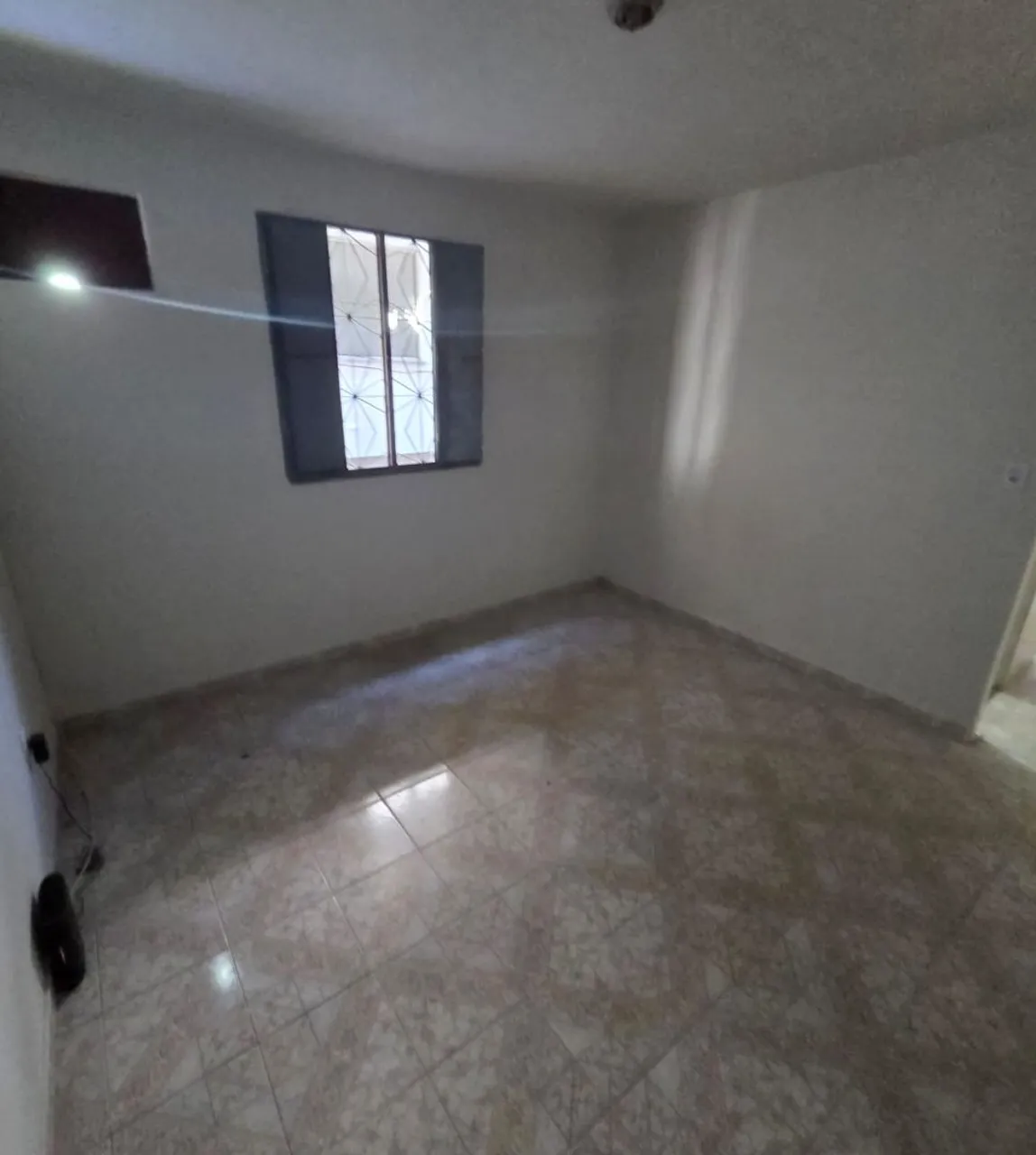 Unfurnished home with 1 parking spot and 1 bedroom — photo 9