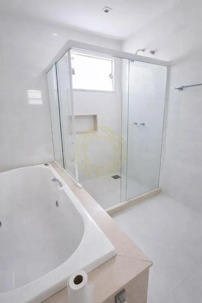 Будинок на 5 спалень і 5 ванних, 350 м² — photo 6