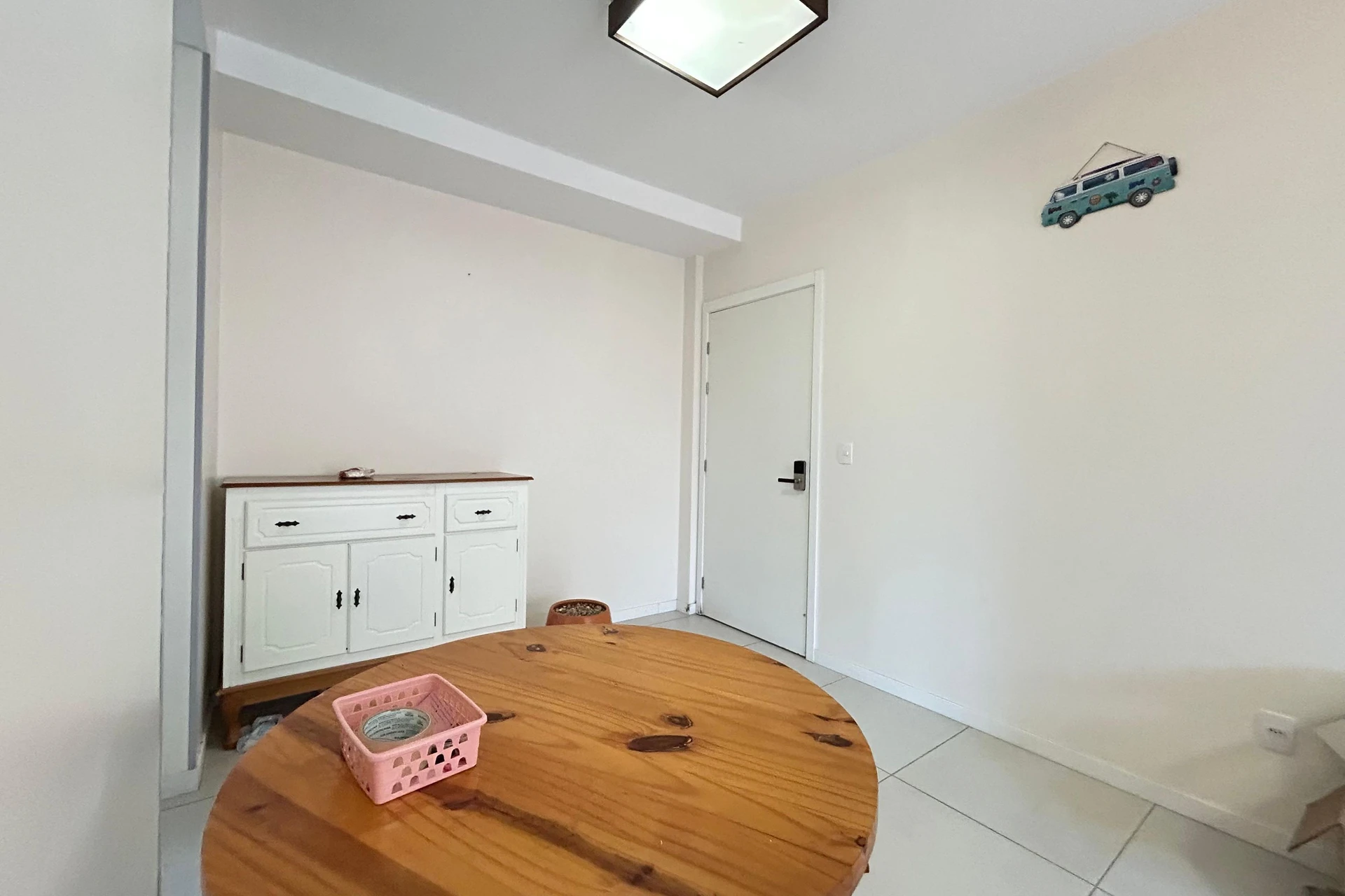 3-bedroom apartment with a grill on the balcony — photo 6