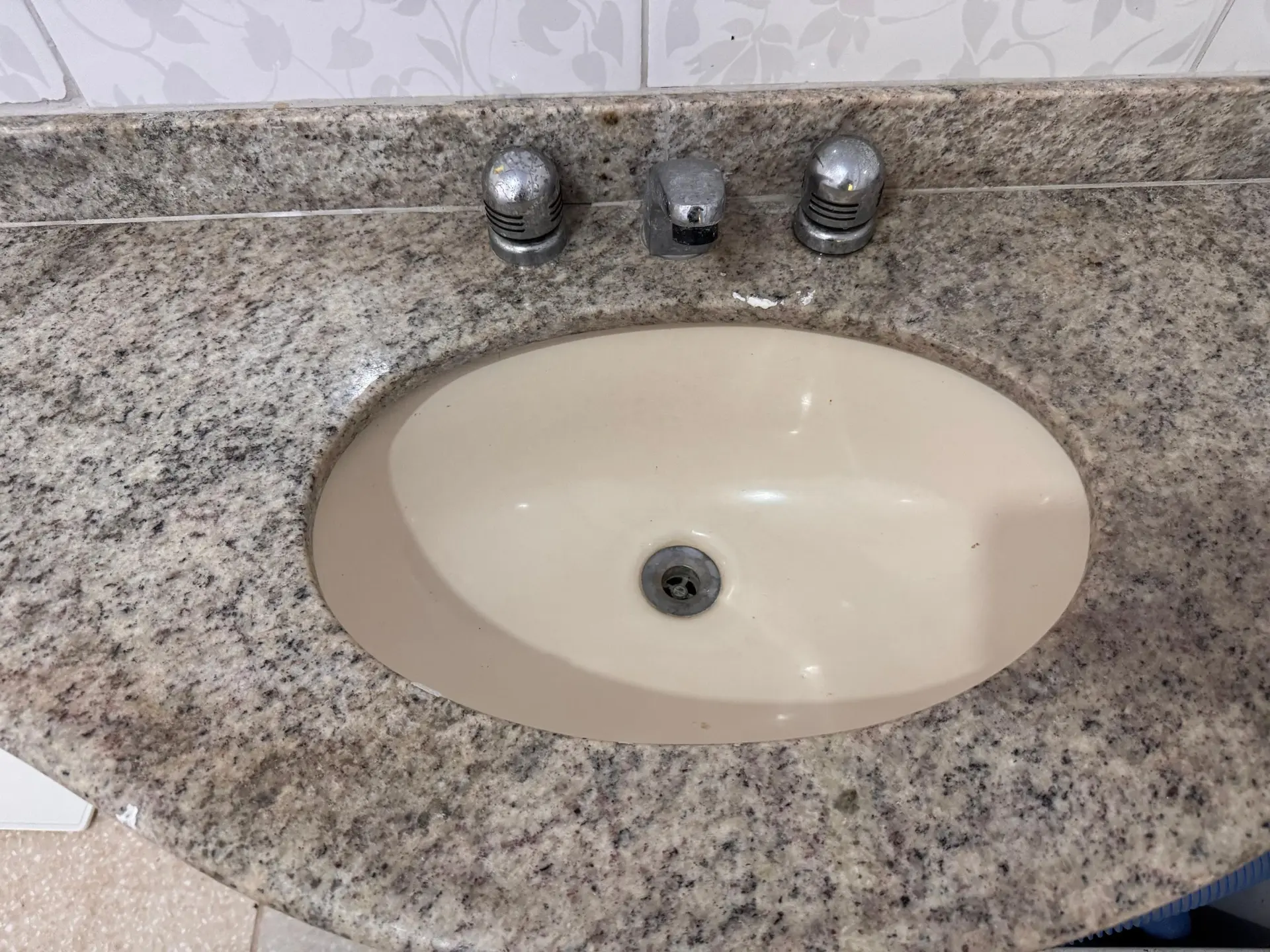 Casa amueblada con aire acondicionado, 4 dormitorios y 3 baños — photo 40