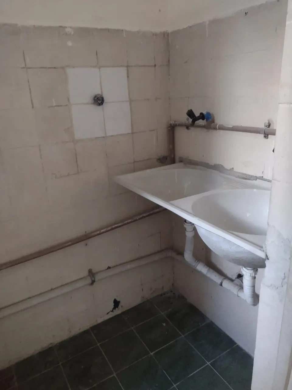 Будинок із 2 спальнями та 1 ванною з душем у склі — photo 11