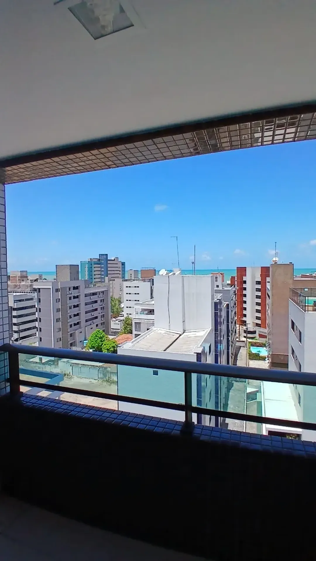 Вид на воду и 2 спальни: квартира 59 м² — photo 19