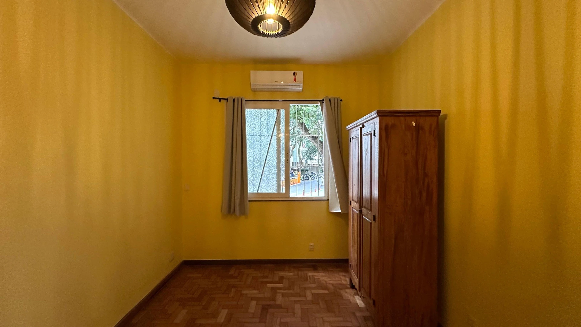 Apartment, 69 m², with wood or laminate floors — photo 29