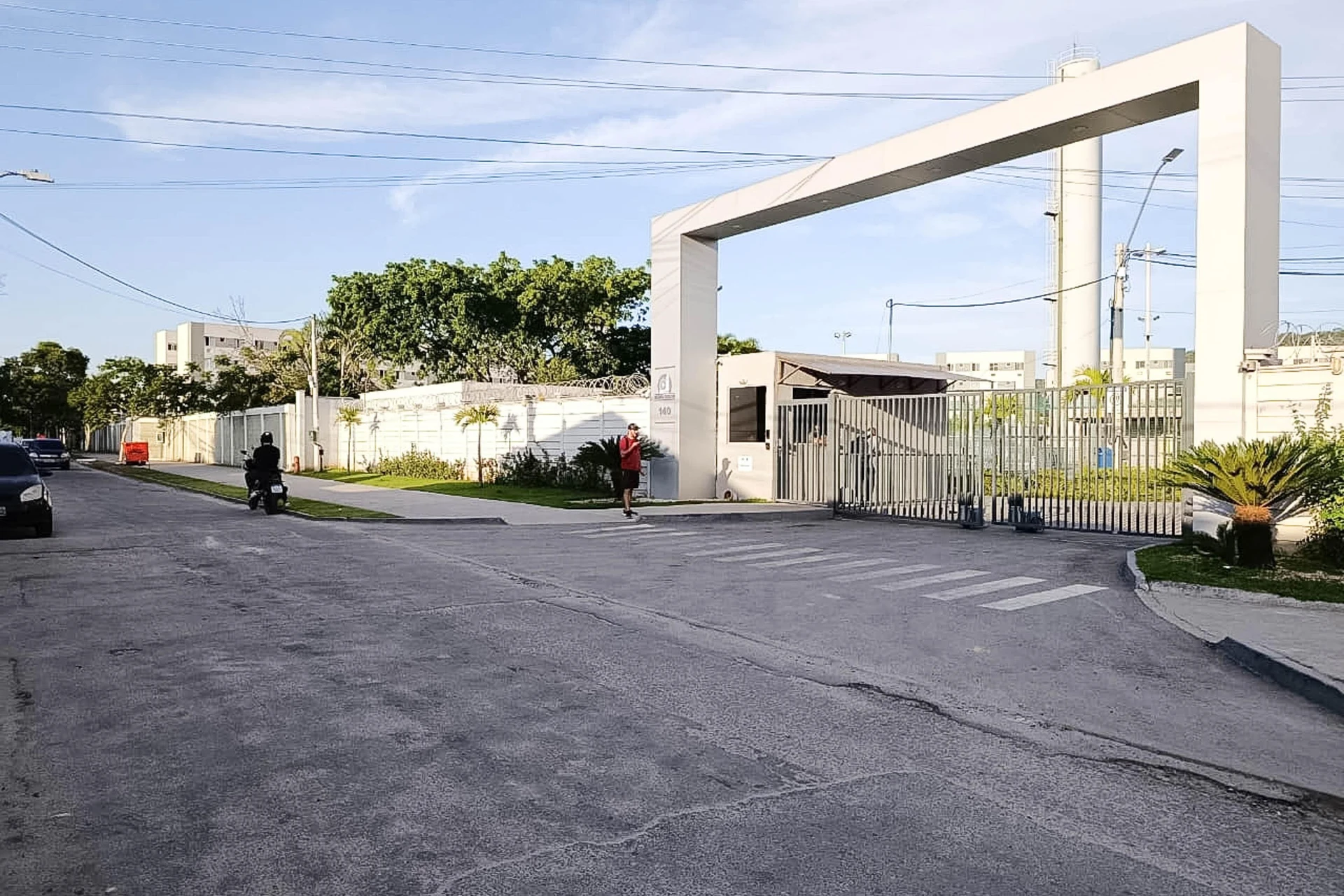 Furnished apartment, 43 m², with a park view — photo 38
