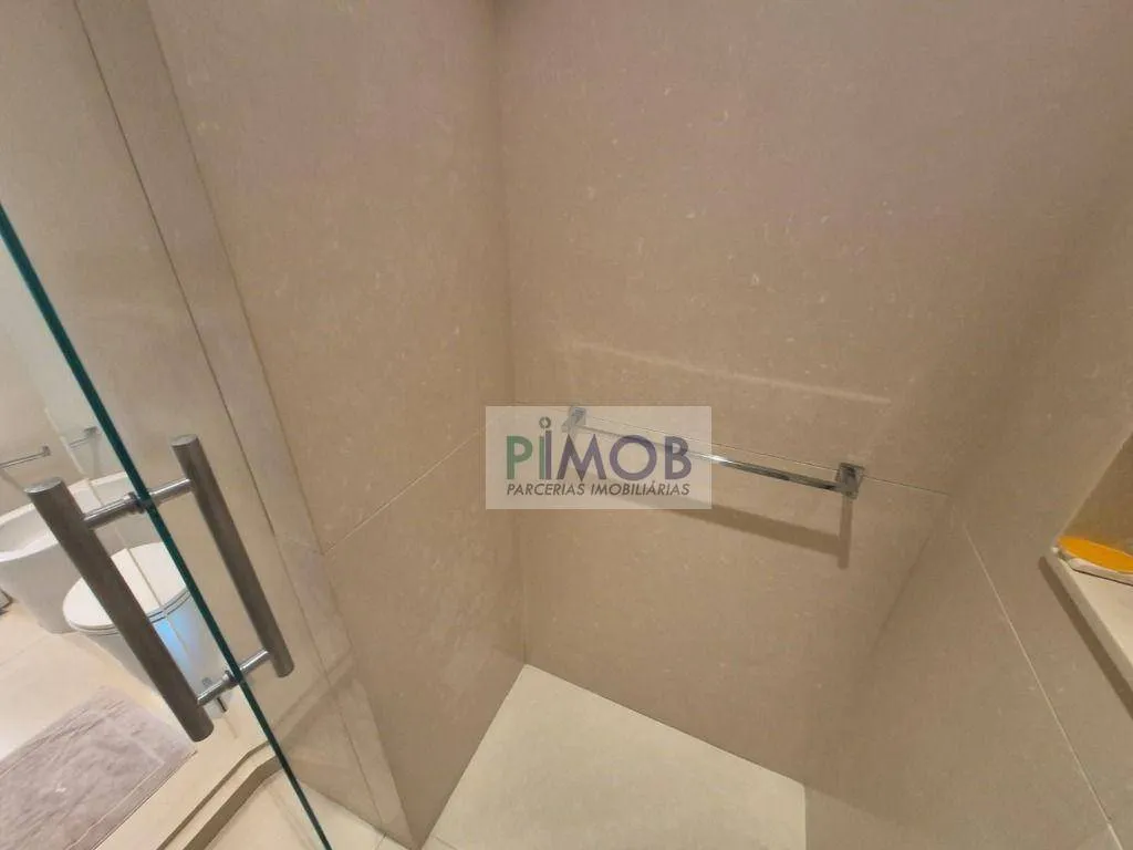 Furnished duplex penthouse with 3 bedrooms and 256 m² — photo 74