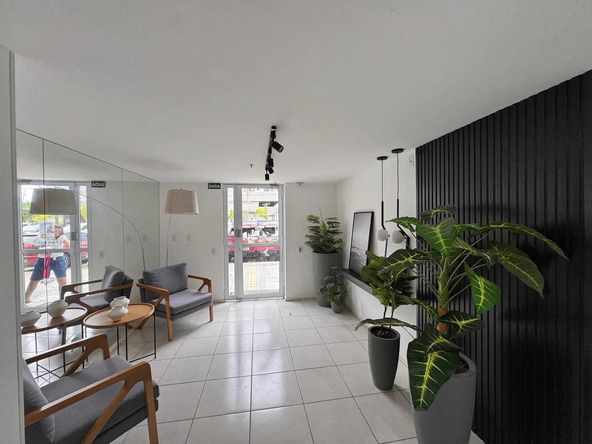 2-bedroom apartment in a building with a sauna — photo 18