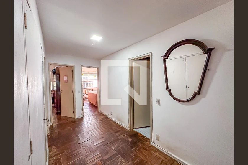 Apartamento de 4 habitaciones con 221 m² y 2 plazas — photo 2