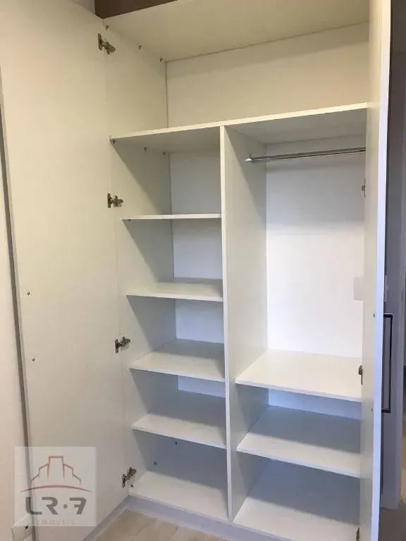Unfurnished 2-bedroom apartment with balcony and 100 m² — photo 12