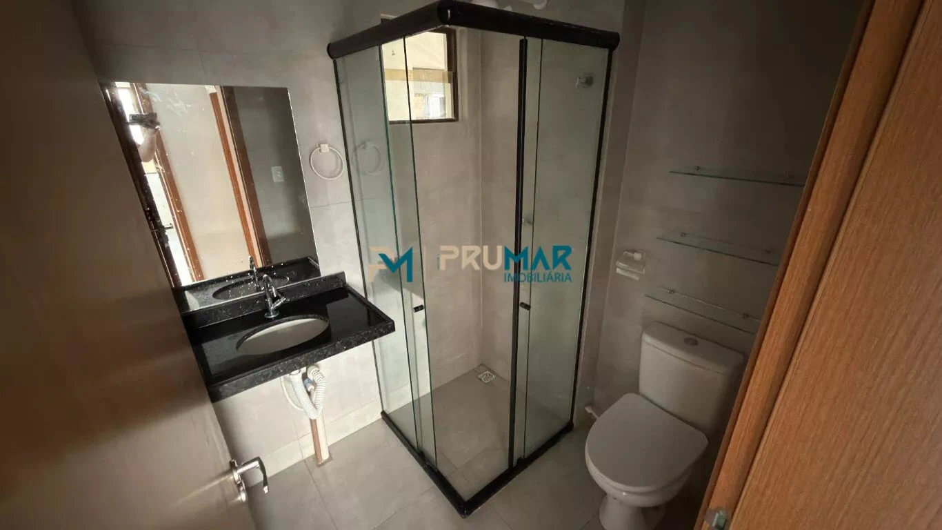2-bedroom apartment in a building with a gym — photo 6