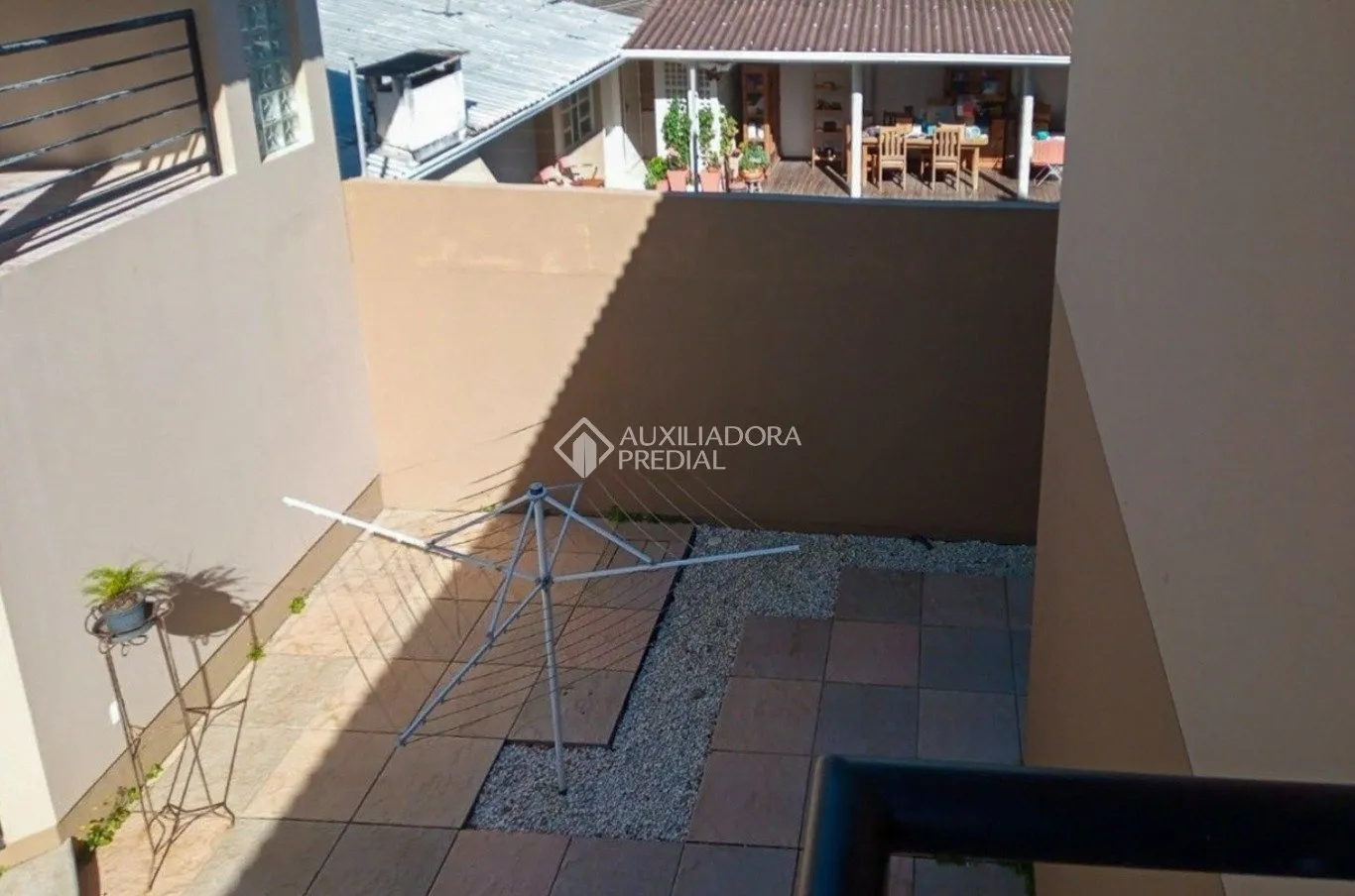 House with 3 bedrooms and 2 baths, on floor 2 — photo 7