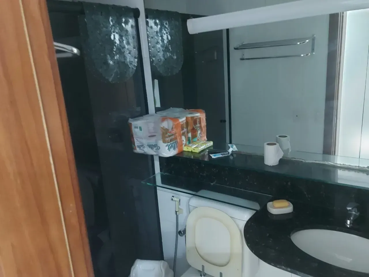 2-bedroom apartment with water view through the windows — photo 19