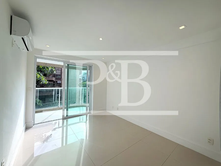 4-bedroom apartment, all with their own bathrooms, 289 m² — photo 20