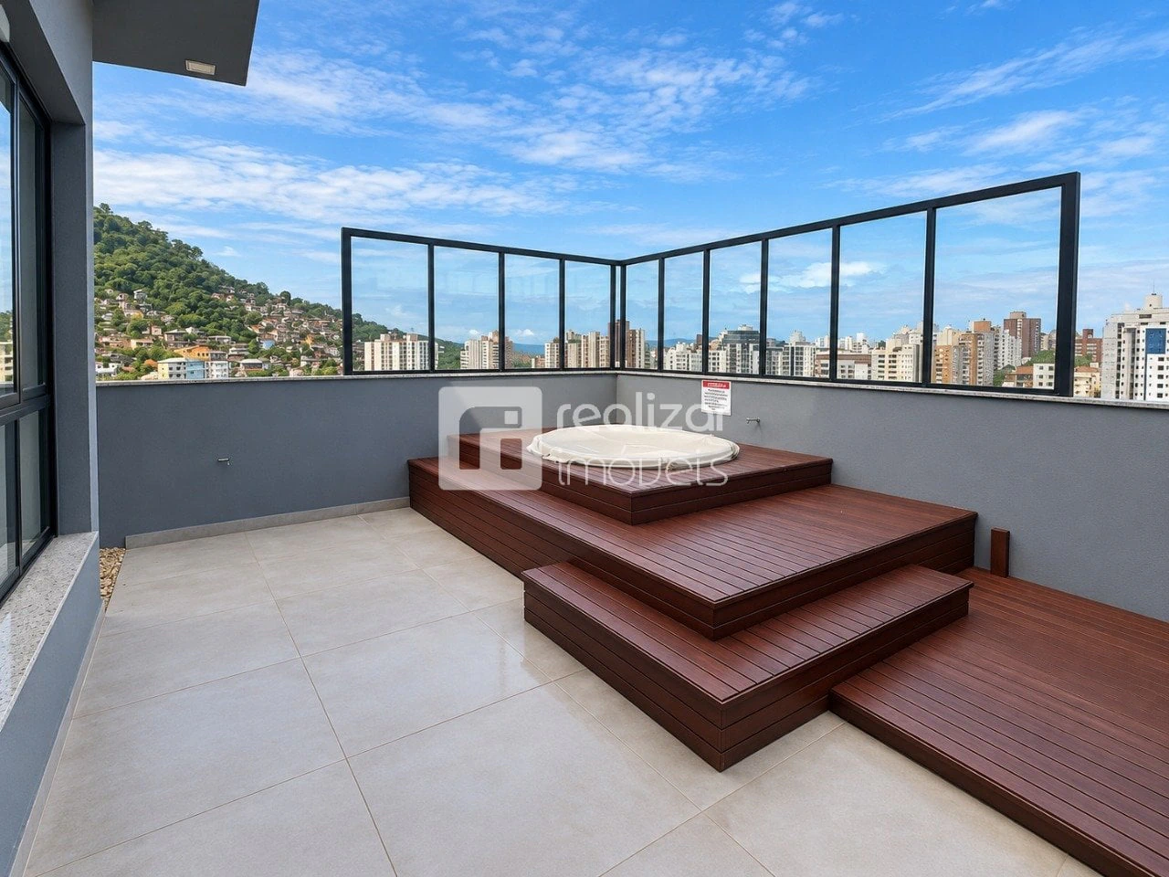 Furnished apartment, 39 m², with a grill on the balcony — photo 13