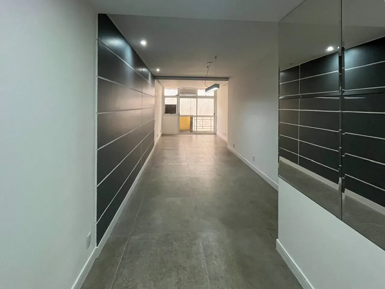 3-bedroom apartment with a washing machine — photo 16