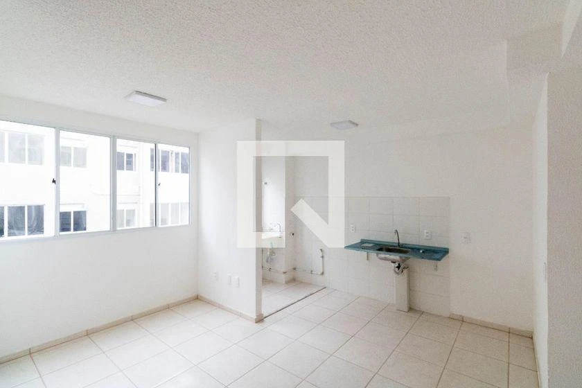 Apartamento de 2 quartos em condomínio com academia