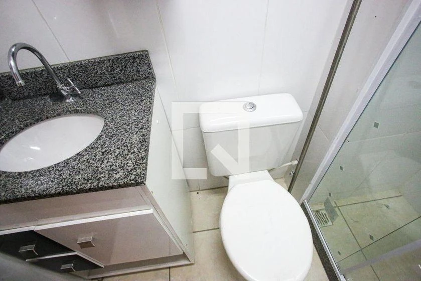 2-bedroom apartment in a building with a gym — photo 33