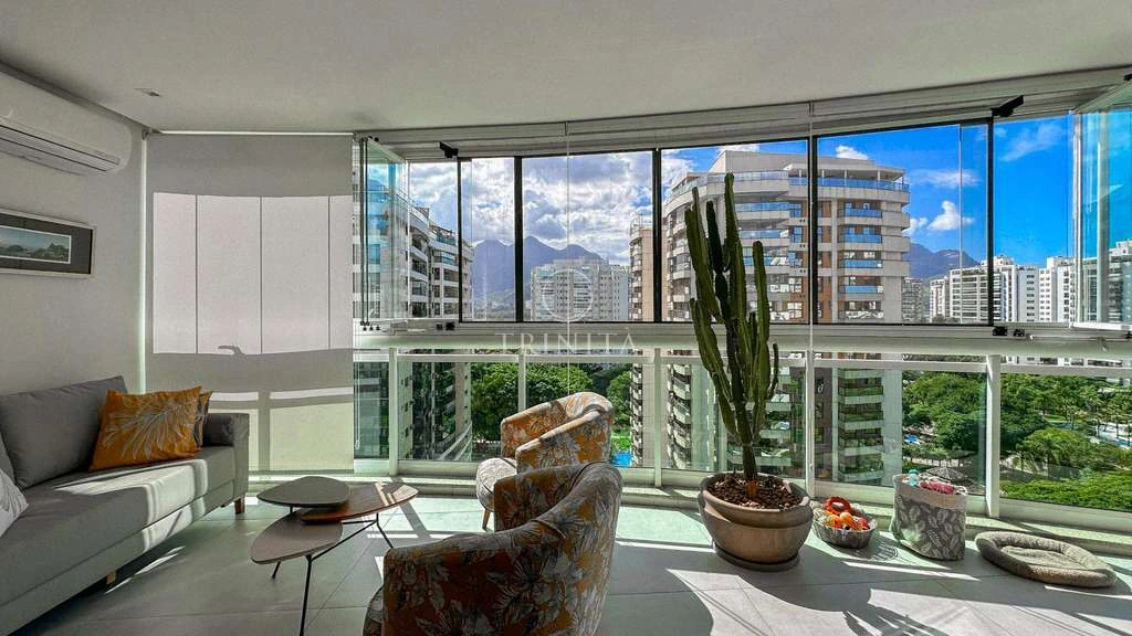 158 m² apartment with 3 bedrooms and open-plan kitchen — photo 13