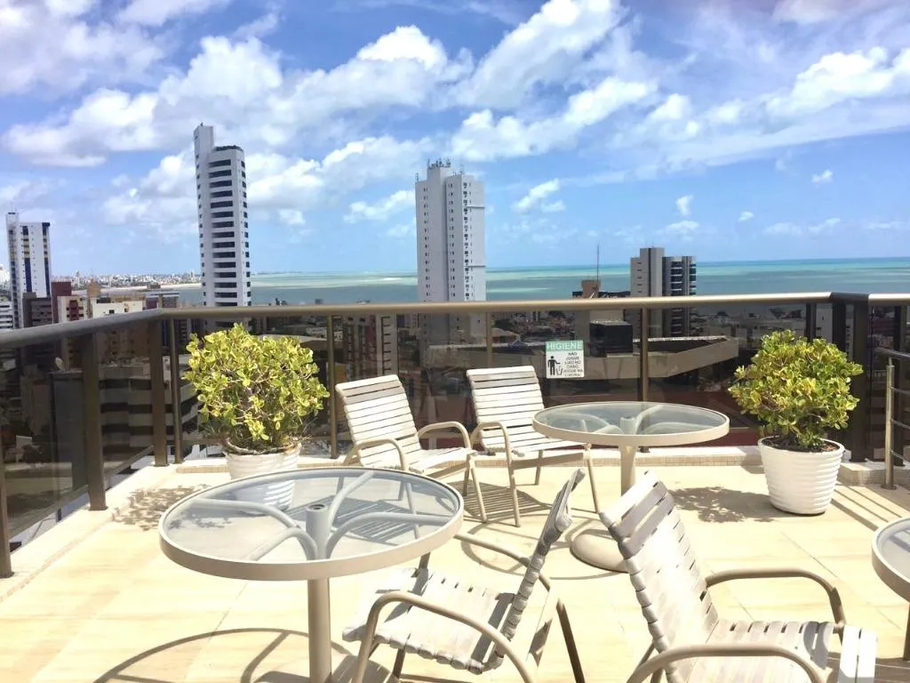 Furnished 65 m² apartment with 2 bedrooms and suite — photo 5