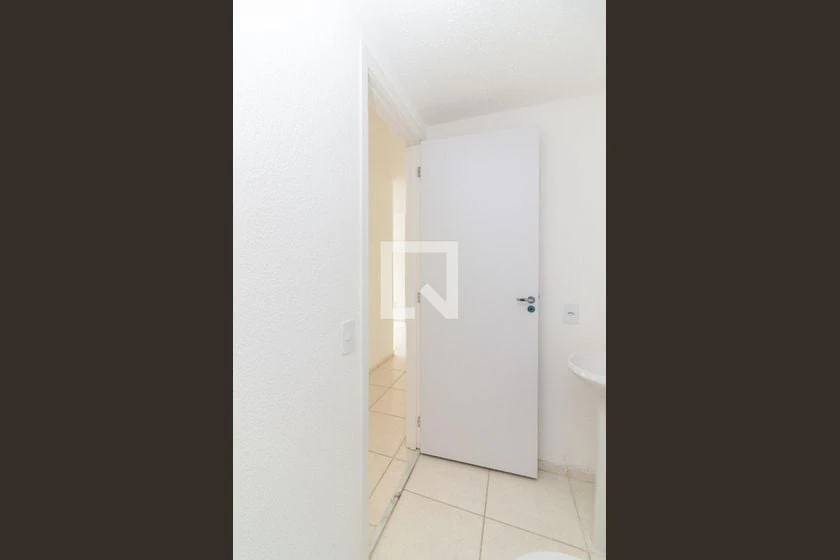 2-bedroom apartment in a building with a gym — photo 26