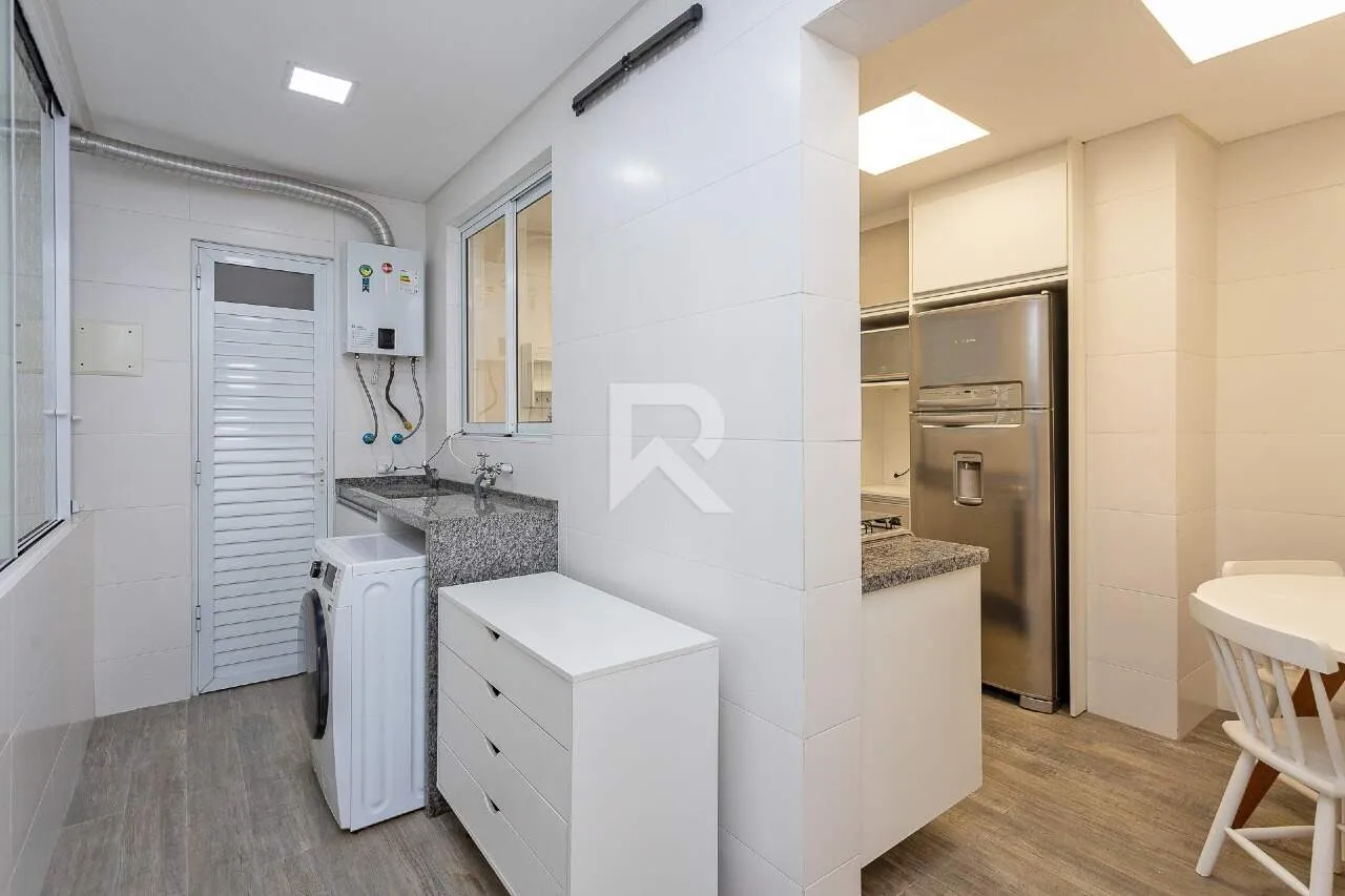 3-bedroom apartment with 140 m² and 1 parking spot — photo 44