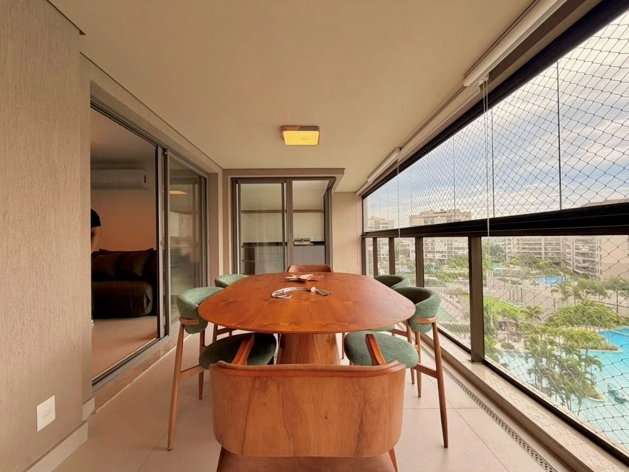 Apartamento mobiliado com 3 quartos e varanda envidraçada — photo 15