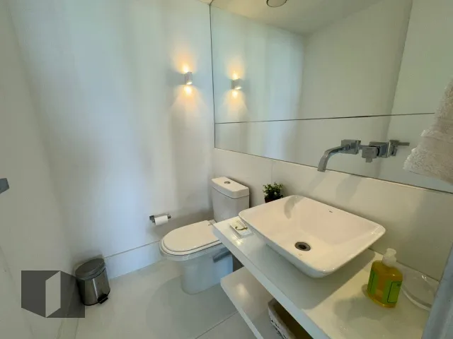 Furnished penthouse apartment with 5 bedrooms and 5 baths — photo 54