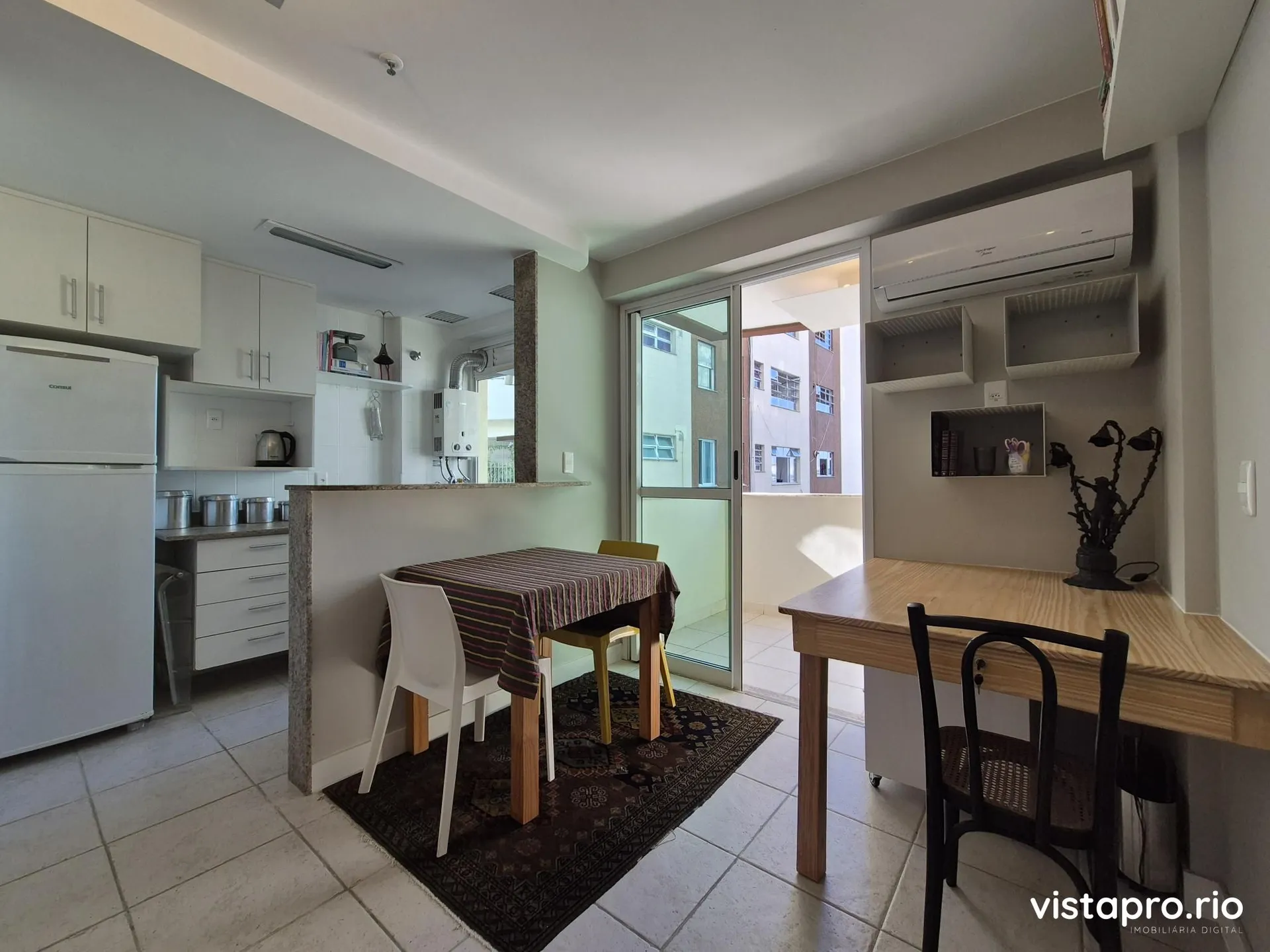 Furnished apartment, 50 m², with a water view — photo 2