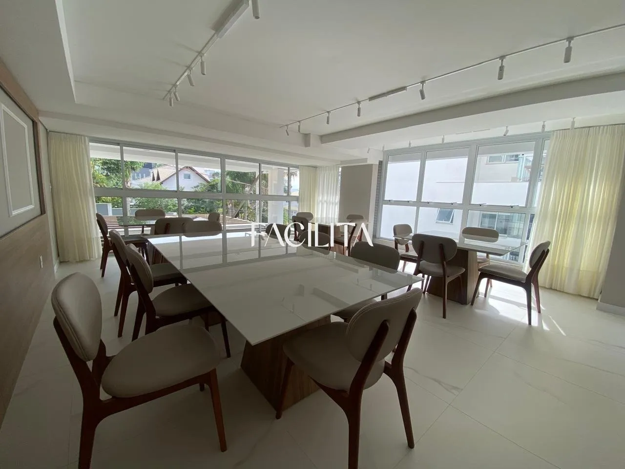 1-bedroom apartment with 3 parking spaces and 120 m² on 4th floor — photo 21