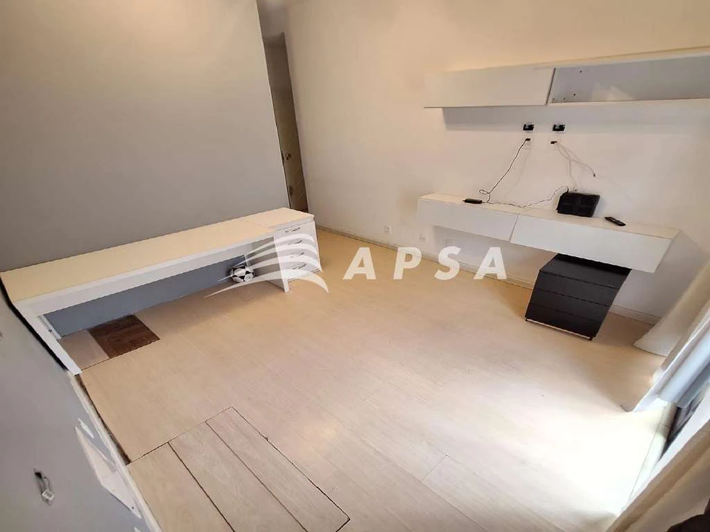 Furnished apartment with 3 bedrooms and 2 en-suites — photo 23