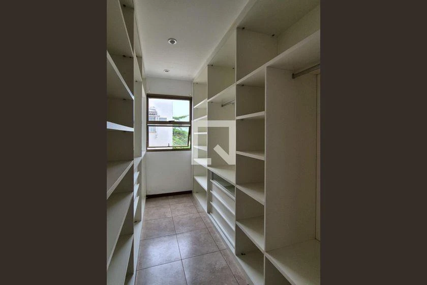 3-bedroom apartment with a balcony and 3 bathrooms — photo 67