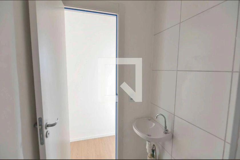 Apartamento, 45 m², com piso de madeira ou laminado — photo 28