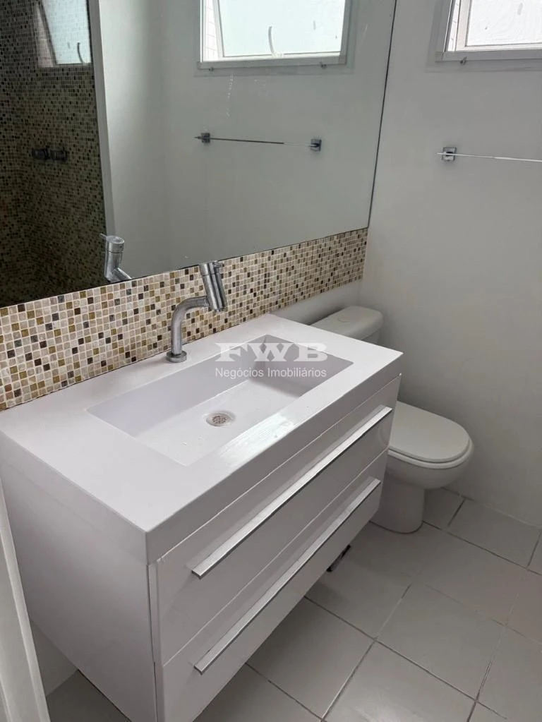 162 m² apartment with 4 bedrooms and 3 en-suites — photo 24