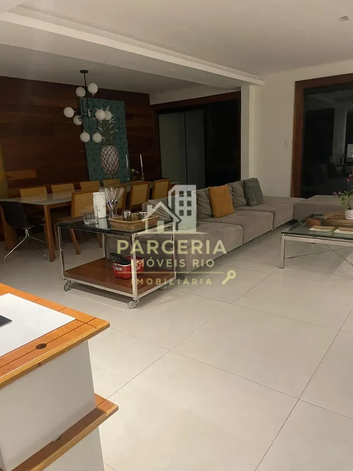 Casa mobiliada com 5 quartos e área de piscina compartilhada — photo 14