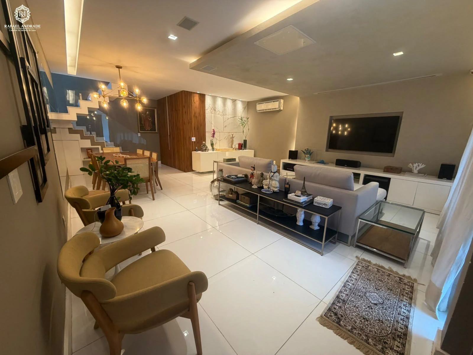 Lavavajillas y 4 dormitorios: departamento de 320 m²