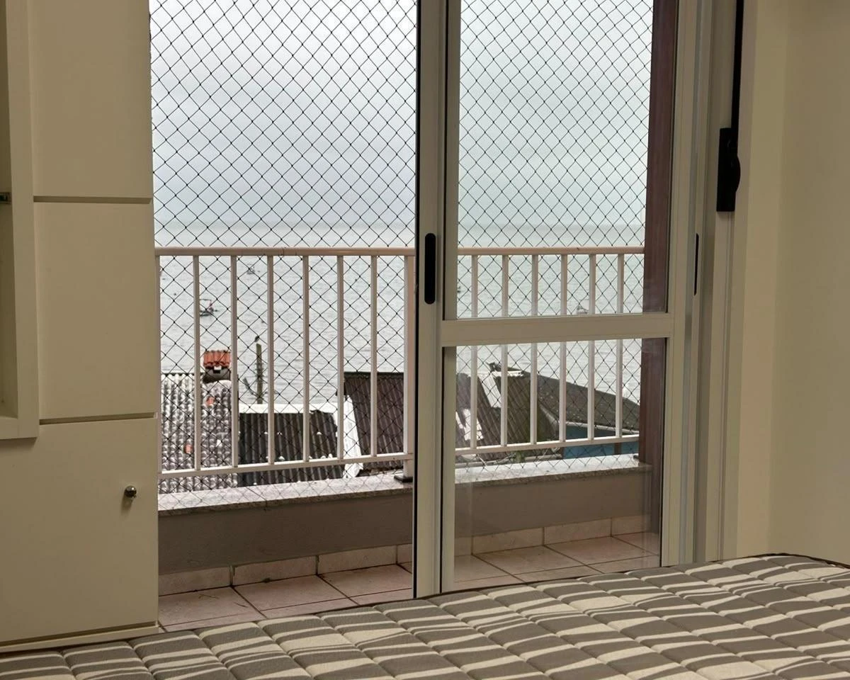 Apartment with 3 bedrooms and laundry with washing machine