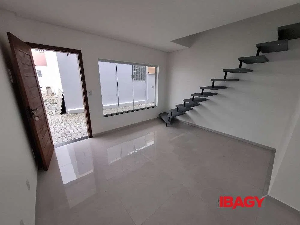 Apartment, 74 m², with a private BBQ — photo 3