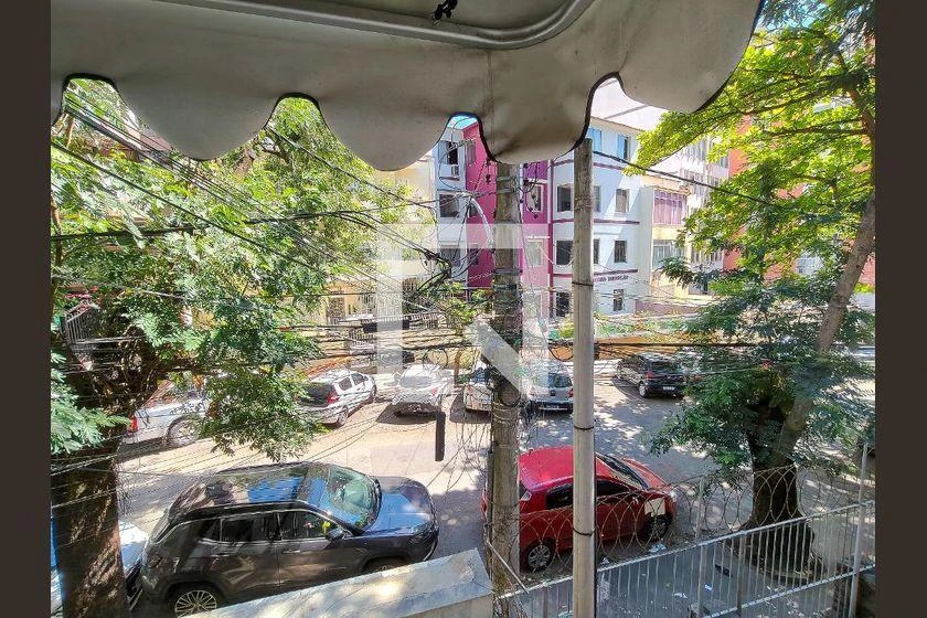 Rental house with 5 bedrooms and a balcony — photo 36
