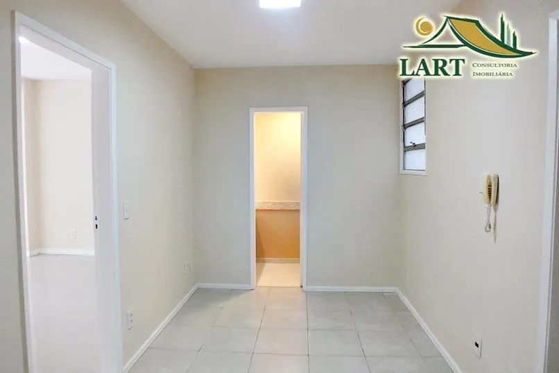 Departamento en piso 3 con ventanales de piso a techo — photo 25