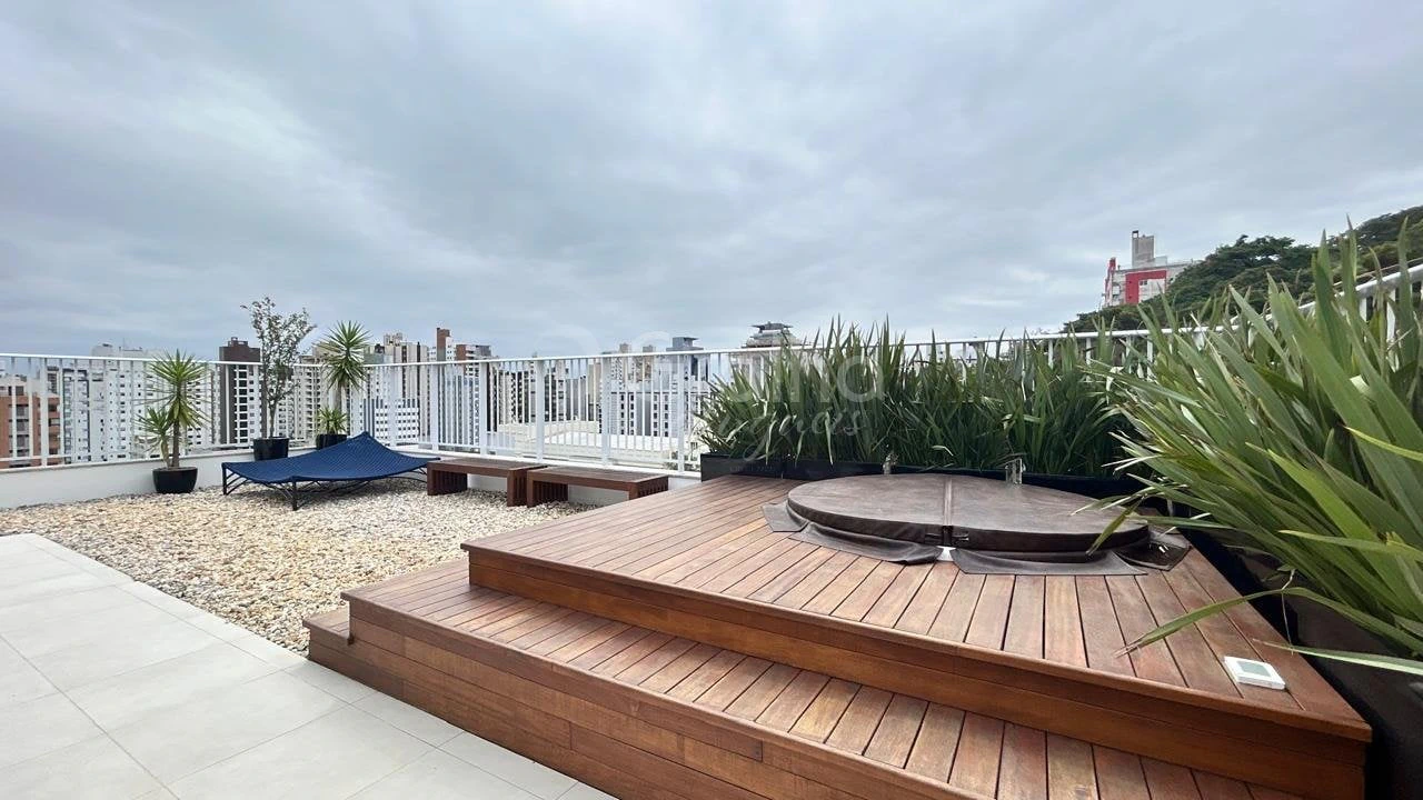 One-bedroom apartment in a building with a sauna — photo 8