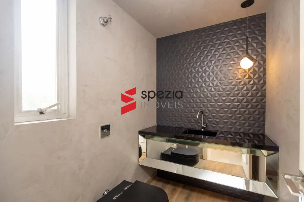 332 m² apartment with 2 bedrooms and 5 bathrooms — photo 14