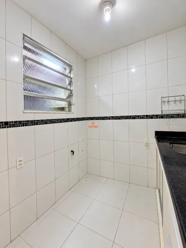 Apartment on the 1st floor with wood or laminate floors — photo 4