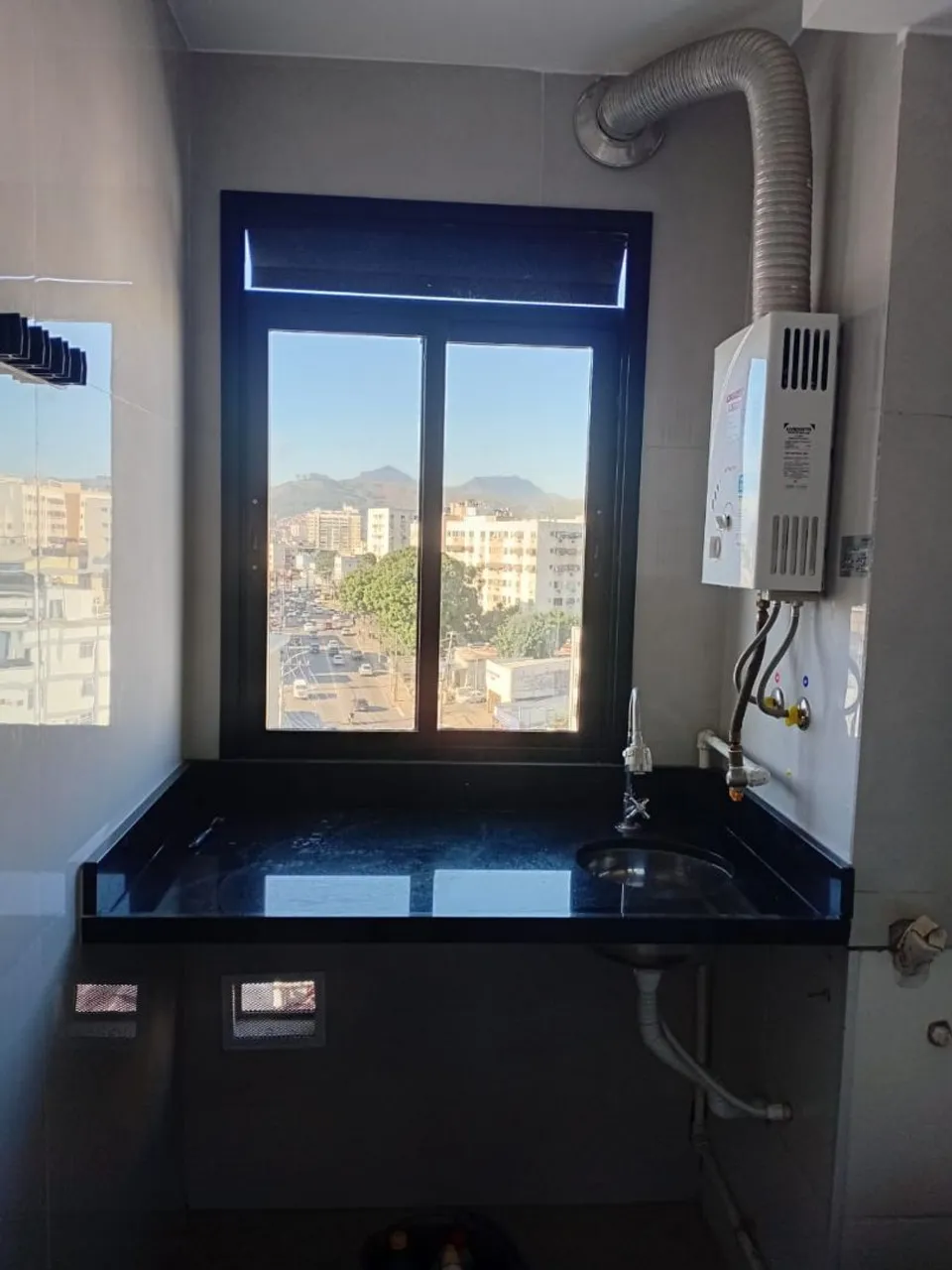 Unfurnished house with 2 bedrooms and a balcony — photo 10