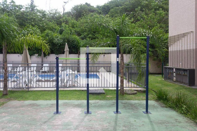 2-bedroom apartment in a building with a gym — photo 33