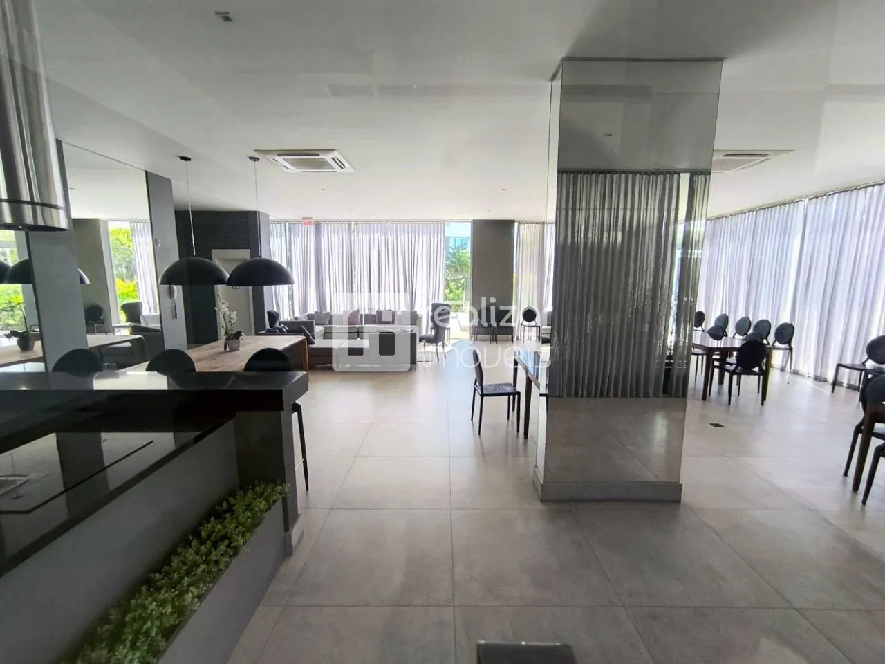 Furnished 3rd-floor apartment with 2 en-suites 170 m² — photo 24