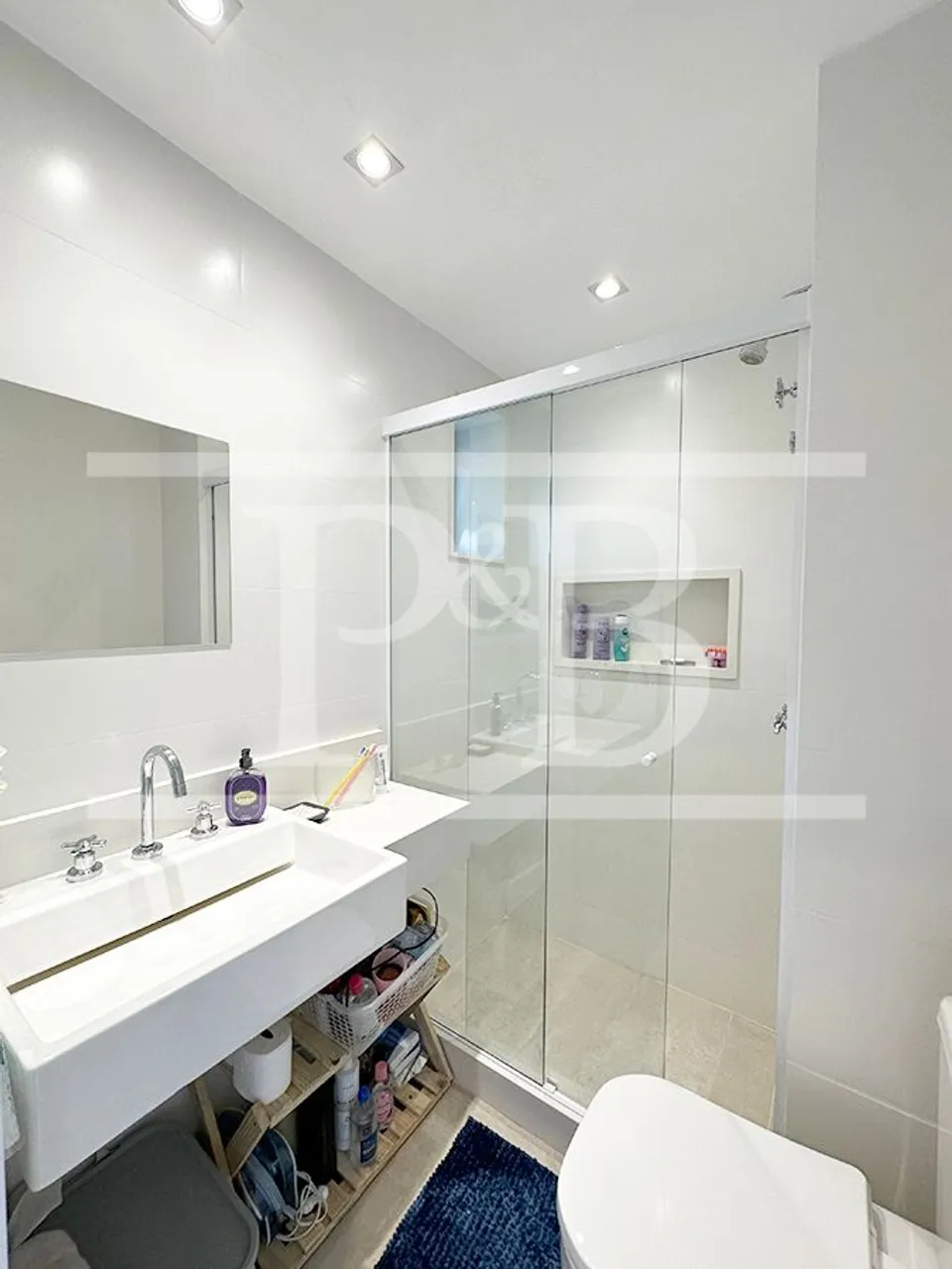 Furnished 2-bedroom apartment with enclosed balcony — photo 6