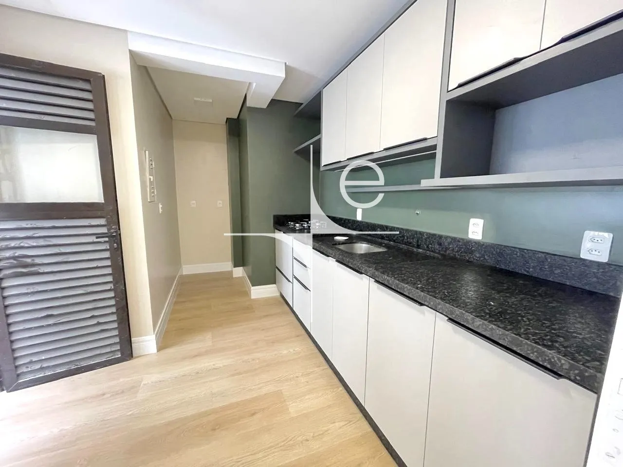 2-bedroom apartment with a home office — photo 7