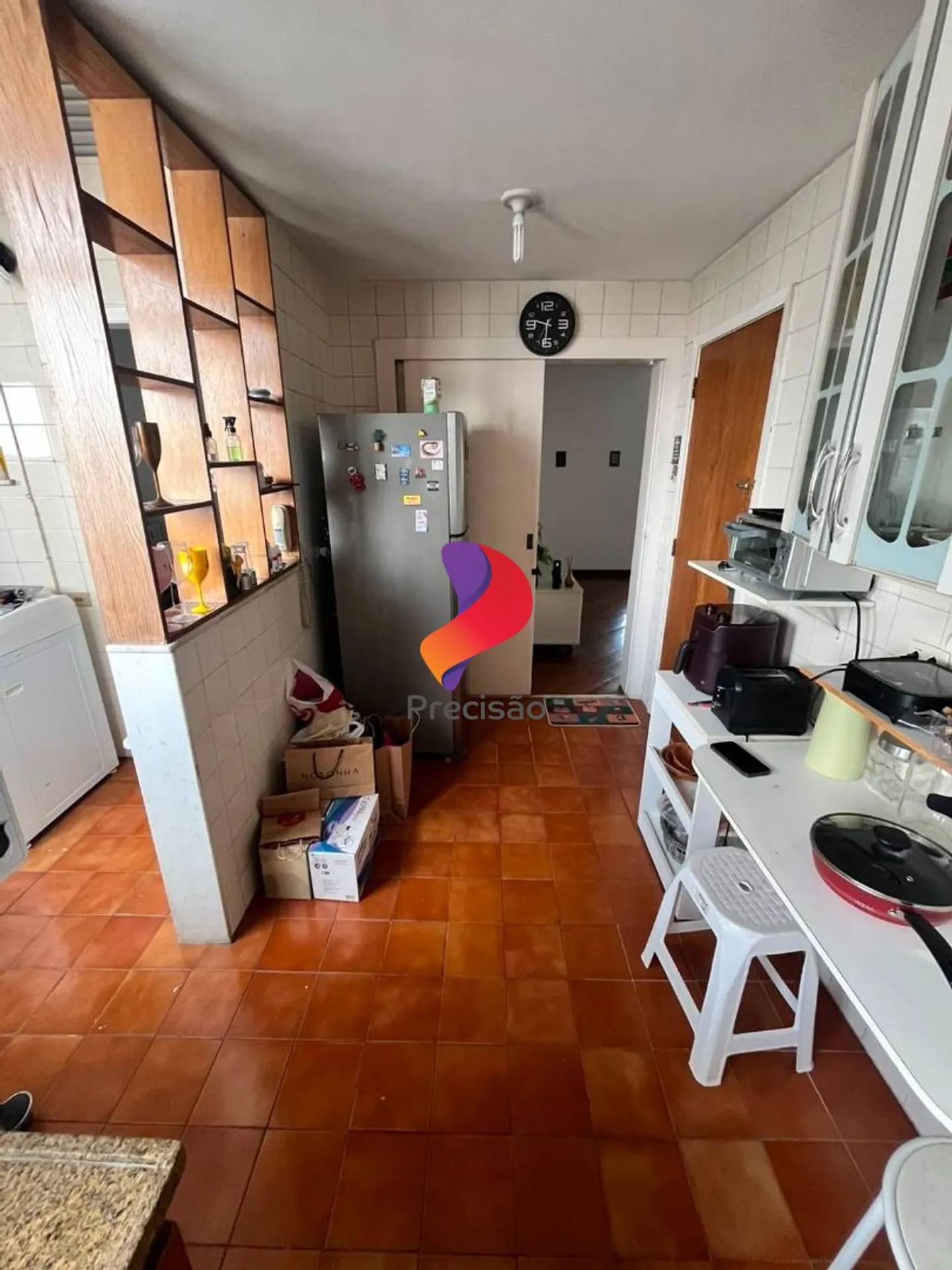 Furnished 2-bedroom apartment with a balcony — photo 27
