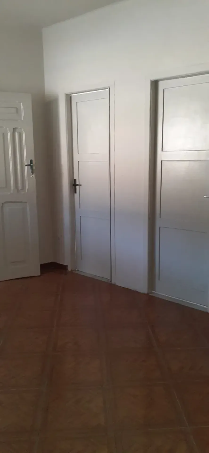 House with 2 bedrooms, 1 bathroom and balcony with grill — photo 12