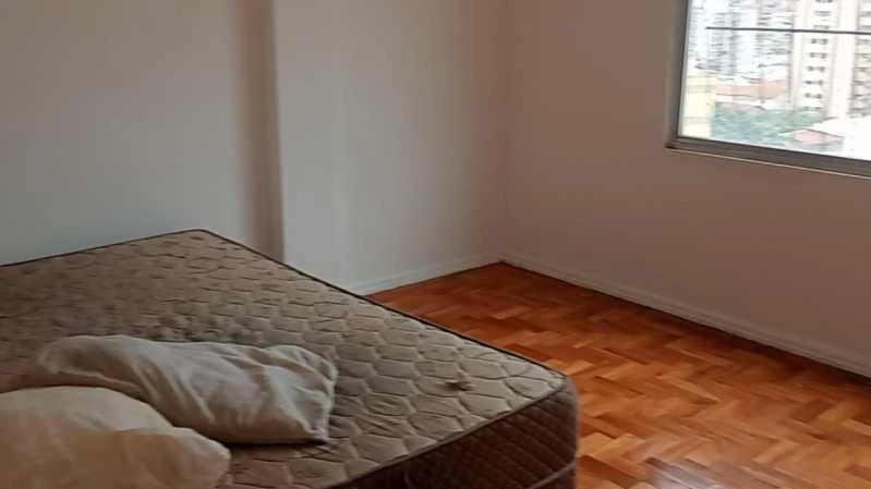 Unfurnished apartment with 3 bedrooms and 2 bathrooms — photo 15