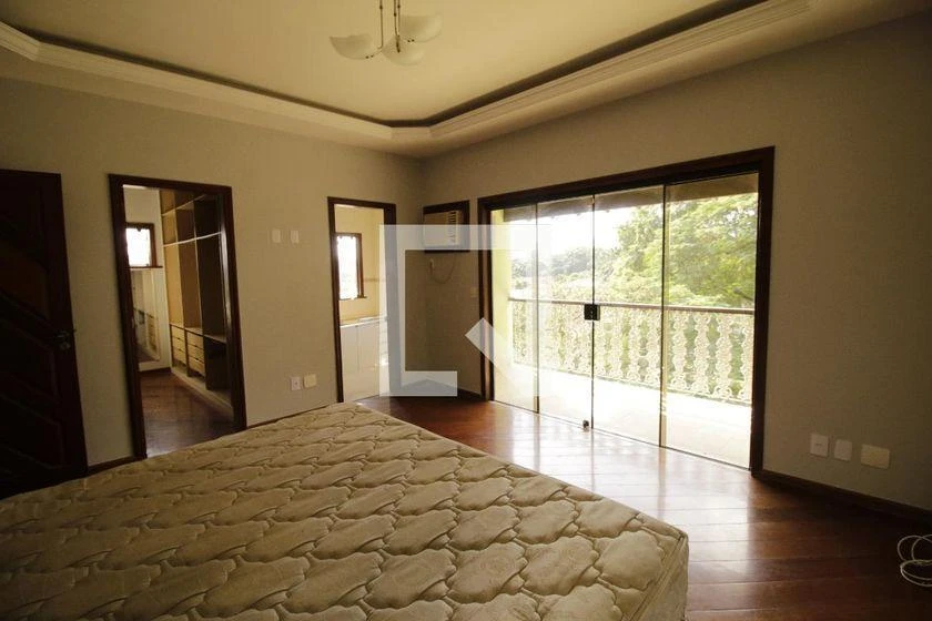 Casa de 700 m² com 3 quartos e 4 banheiros — photo 36